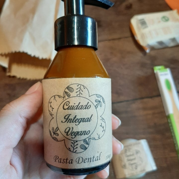 photo of Cuidado Integral Vegano Pasta Dental shared by @robertina on  27 Jul 2020 - review