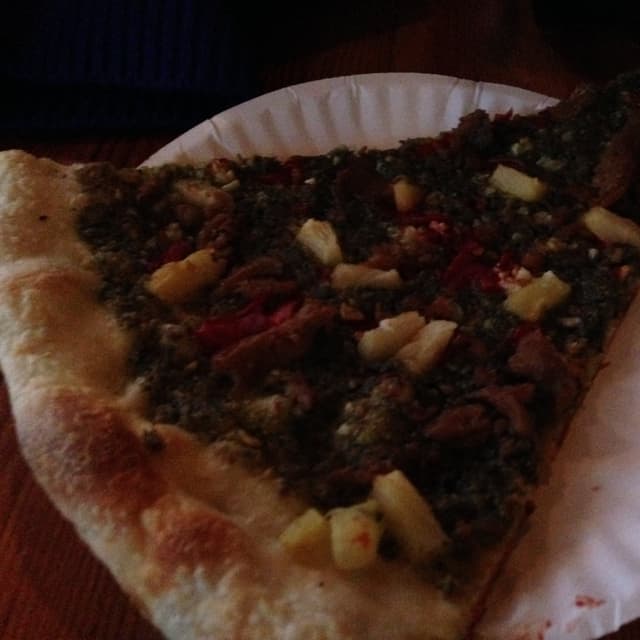 Foto del plato “Chalupa Batman Pizza”