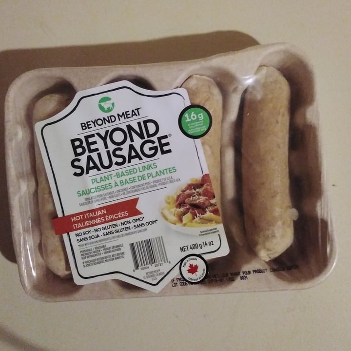 photo of Beyond Meat Beyond Sausage Brat Original  shared by @lucmostacci on  25 Jun 2021 - review