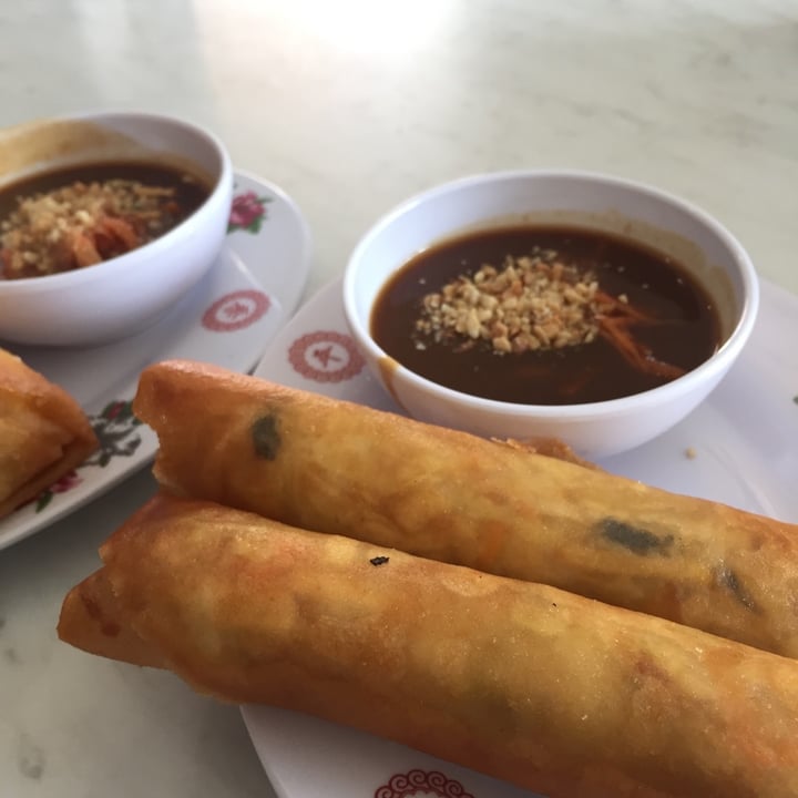 photo of A Dong Restaurant Vegetarian Egg Rolls shared by @acewilde on  21 Dec 2019 - review