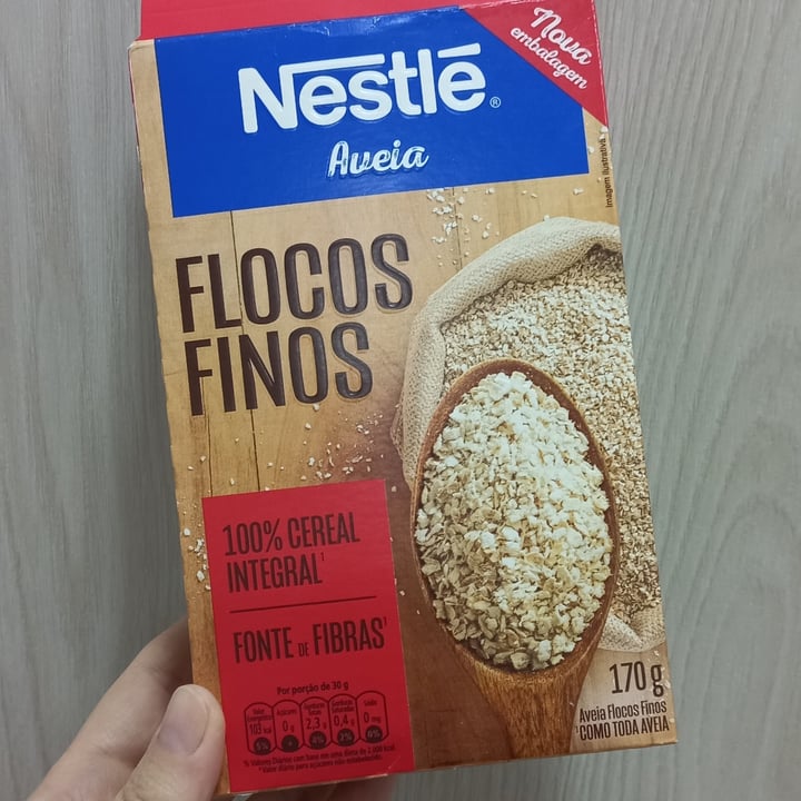 photo of Nestlé Aveia Flocos Finos - 100% Cereal Integral shared by @anamariaconcianci on  22 Apr 2022 - review