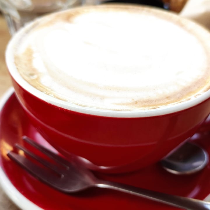 review photo of Caffettiamo Vomero di Raffaele Simonte Cappuccino Di Soia shared by @luigiar02 on 30 Jan 2022 - review