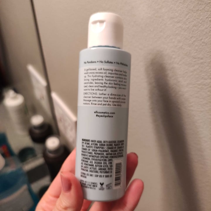 photo of e.l.f. Cosmetics Holy Hydration Daily Cleanser shared by @eatwithzara on  20 Oct 2021 - review