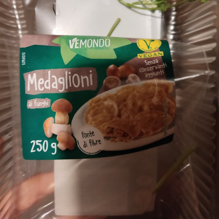photo of Vemondo Medaglioni ai funghi shared by @nastasja on  17 Dec 2021 - review
