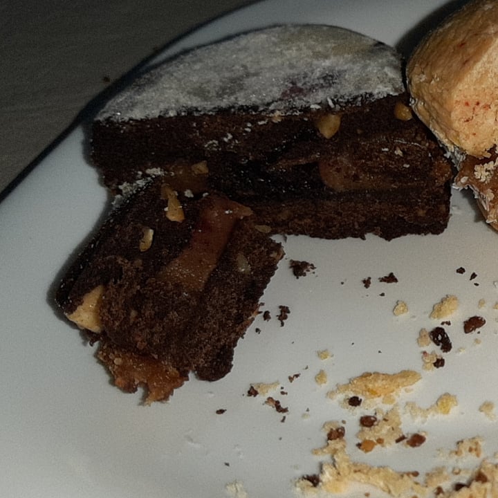 photo of Kali Plant-Based Alfajor Con Dulce de Leche Vegano shared by @aguslla3 on  30 Apr 2022 - review