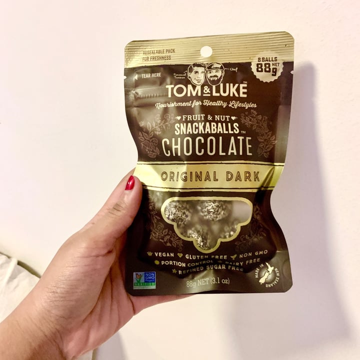 photo of Tom & Luke Fruit & Nut Snackaballs Chocolate Original Dark shared by @claudben on  06 Dec 2021 - review