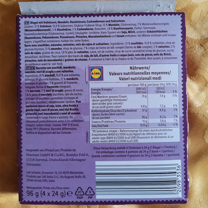 review photo of Crownfield Barrette frutta a guscio e uva shared by @giuliagraziano on 16 Jun 2022 - review