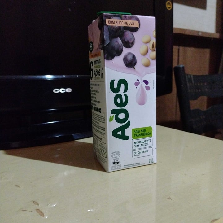 review photo of Ades Bebida com soja sabor uva shared by @euzukinha on 24 Dec 2021 - review