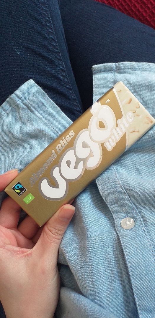 review photo of Vego Almond Bliss Vego White shared by @stacey182 on 04 Dec 2019 - review