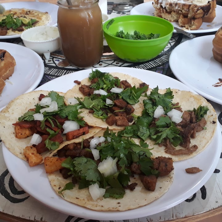 photo of Calavegans Tacos shared by @jessieurbina on  24 Jul 2020 - review