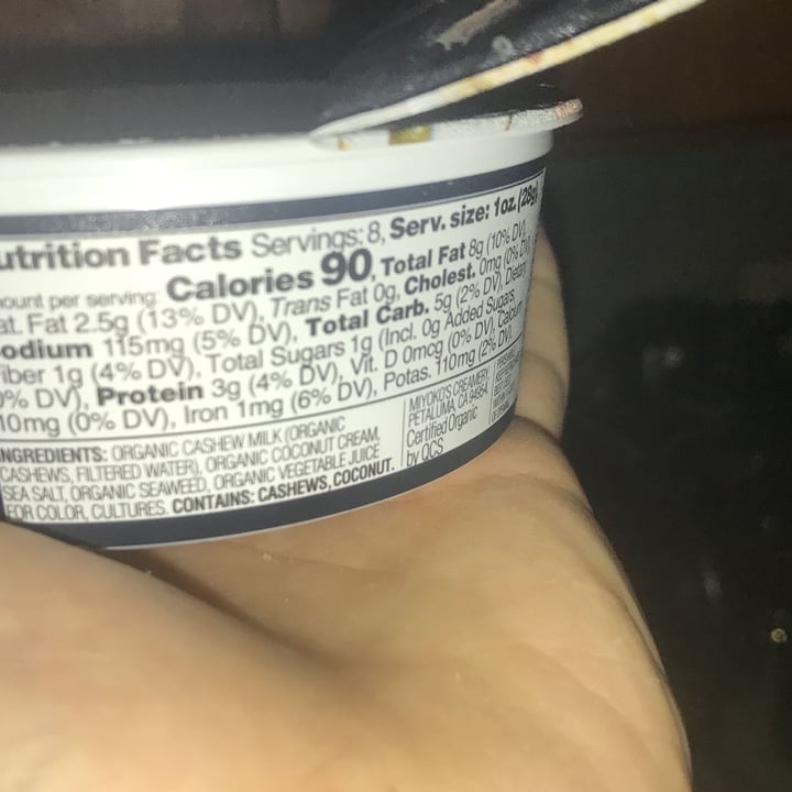 photo of Miyoko's Creamery Organic Cultured Vegan Cream Cheese Fish-Free Lox shared by @veganenthusiast4life on  27 Dec 2021 - review