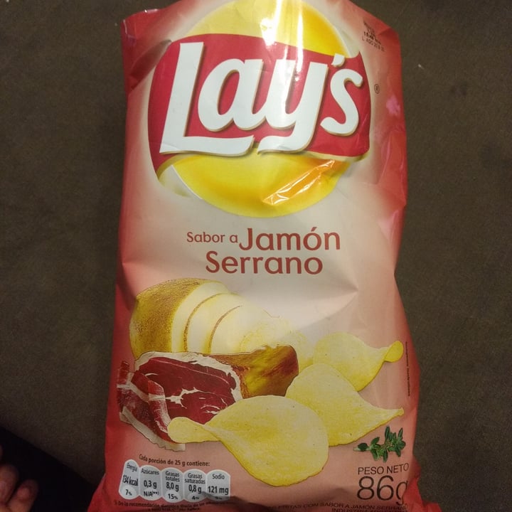 photo of Lay's Papas Fritas Jamos Serrano shared by @garbanz0 on  10 Oct 2020 - review