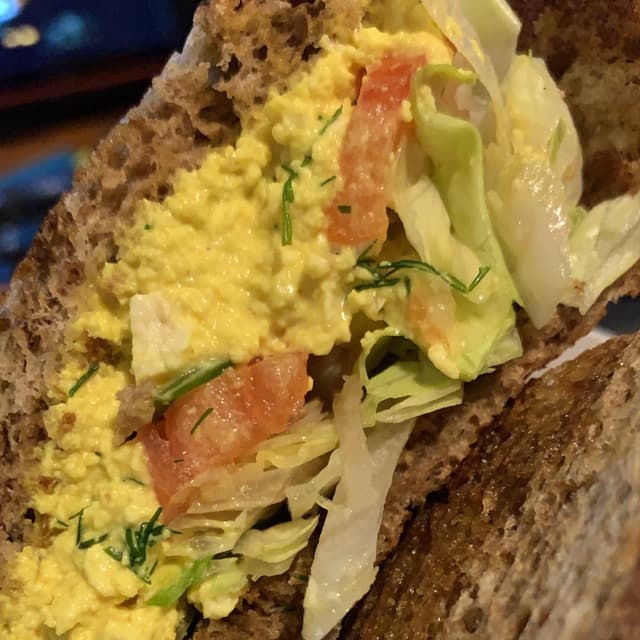菜肴“Eggless Salad”的照片