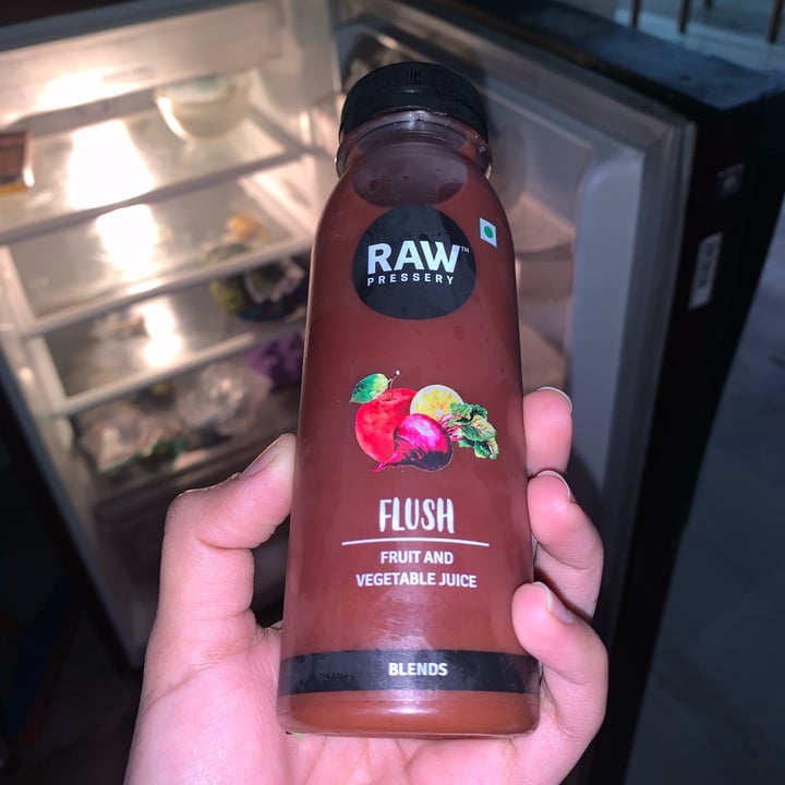 photo of Raw Pressery Blueberry smoothie shared by @consciousandcurious on  02 Jan 2022 - review