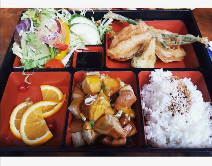 photo of Little Tokyo Restaurant Mango Duck Bento Box shared by @shan97 on  24 Dec 2019 - review