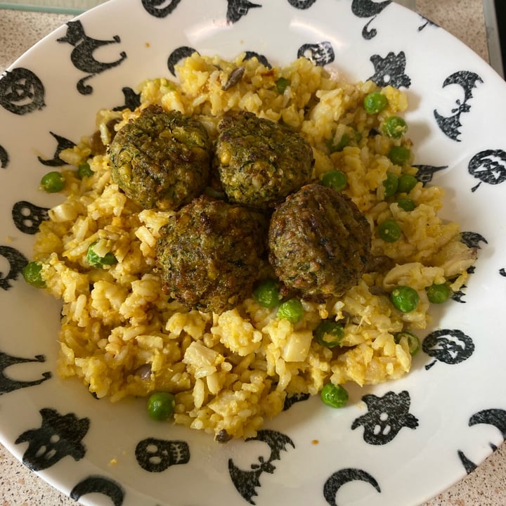 photo of Gosh! Spinach & Pine Nut BITES shared by @heathertheveganmaw on  06 May 2022 - review