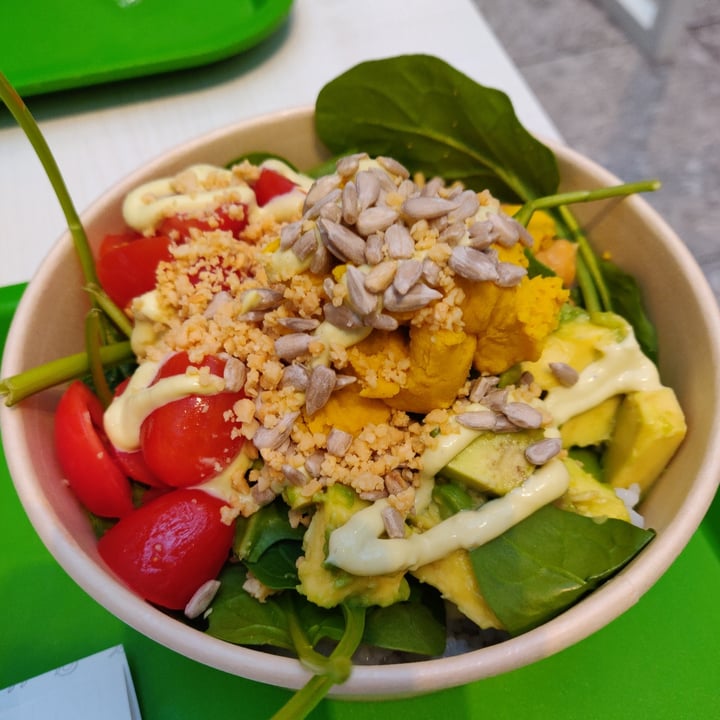 photo of RollEat Vegan Bowl shared by @martinagirola on  21 Dec 2021 - review