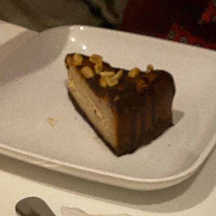 photo of Peacefood Peanut Butter Cheesecake shared by @elisagambicchia on  14 Apr 2022 - review