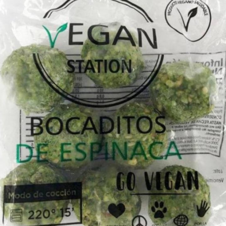 photo of Vegan station Bocaditos de espinaca shared by @maraf on  31 Jul 2020 - review