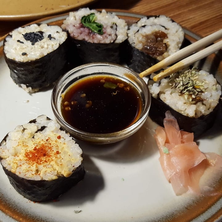 photo of LA CAMELIA VEGAN BAR Sushi shared by @veganguio on  11 Nov 2020 - review