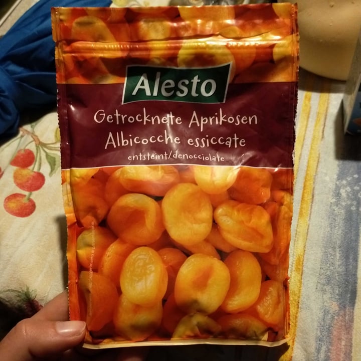 photo of Alesto Albicocche essiccate shared by @larabeans on  30 Oct 2021 - review