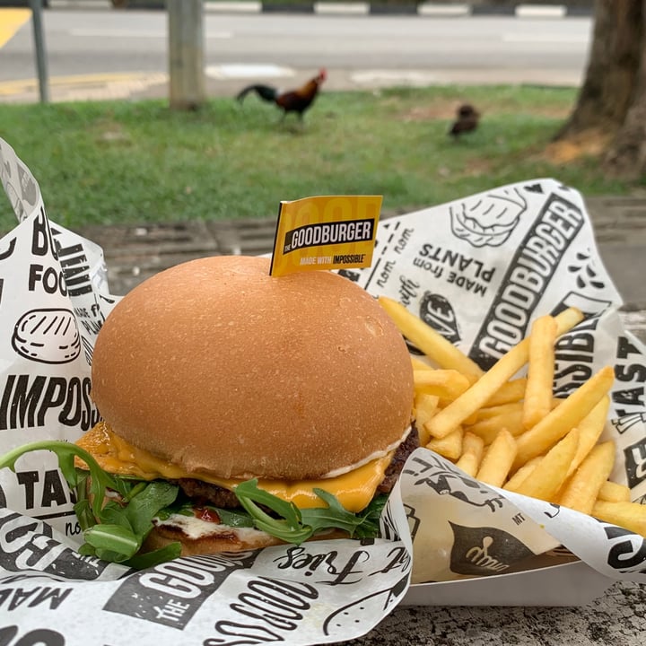 photo of The Goodburger Food Truck The Black Tie shared by @superdupersumi on  20 Oct 2020 - review