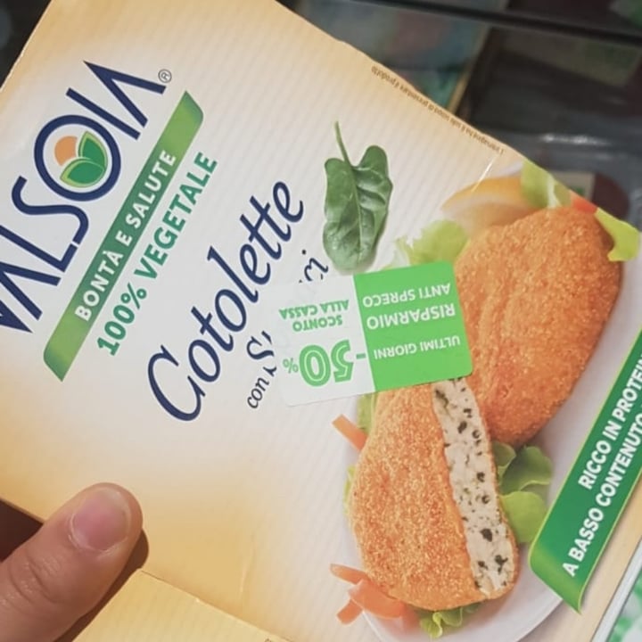 photo of Valsoia Cotolette con spinaci shared by @erykasnowhite on  02 Oct 2022 - review