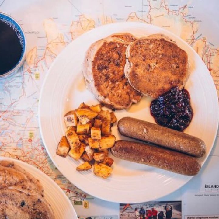 review photo of Gusta Brunch Sausages shared by @alexlepine on 18 Dec 2020 - review