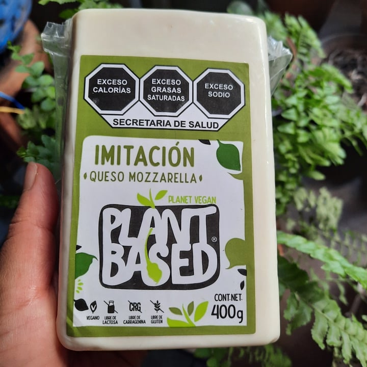 photo of Planet Vegan Plant Based Mozzarella shared by @uvazombie on  30 Sep 2021 - review