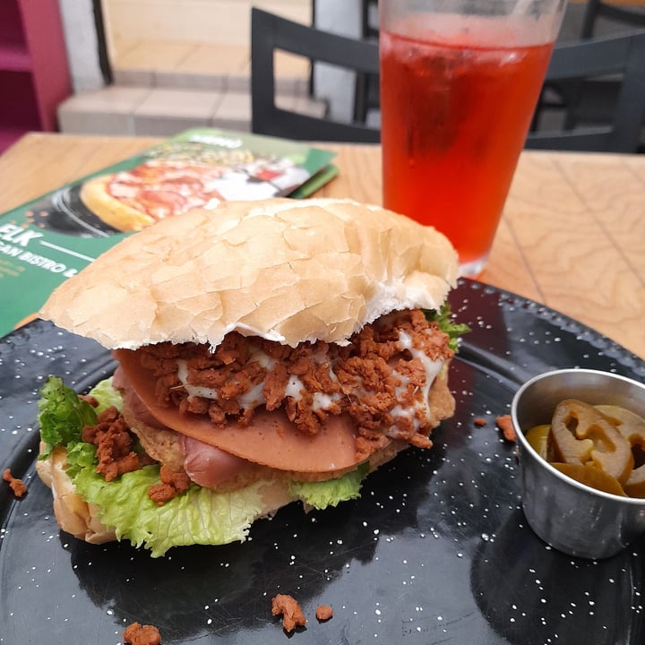 photo of Vegan Ville Torta Cubana shared by @omar0505 on  23 Oct 2022 - review