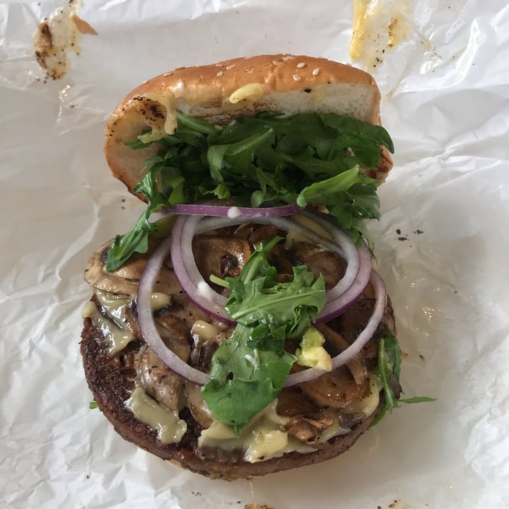 photo of STALK & SPADE Shroom Burger shared by @dianna on  17 Oct 2021 - review