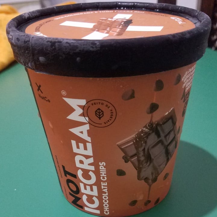 photo of NotCo Not Ice Cream Chocolate Chips shared by @tatianenaches on  08 Jul 2022 - review