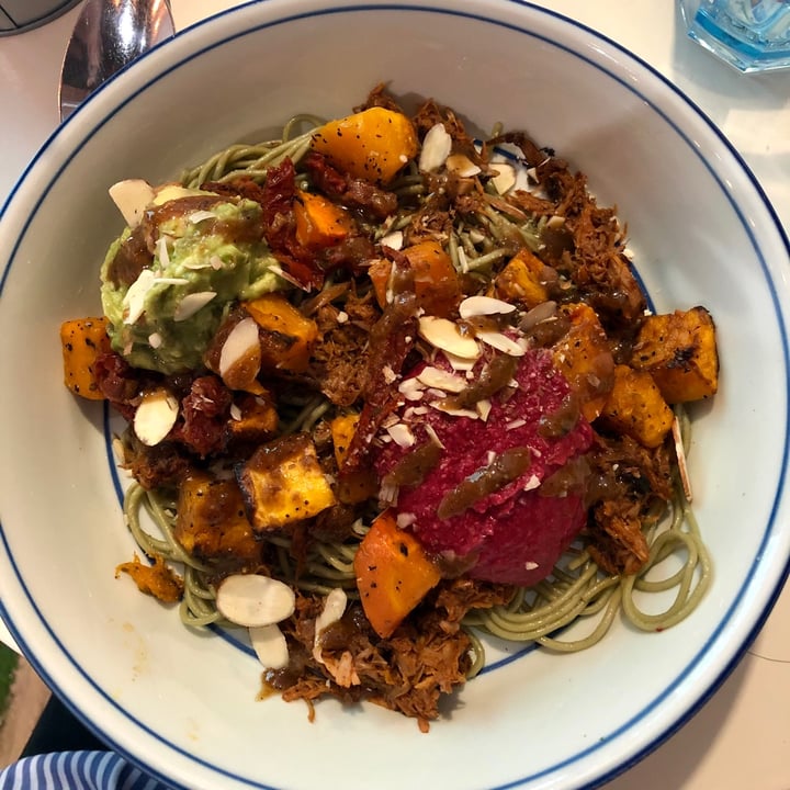 photo of Shake Farm Make Your Own Bowl shared by @emdothe77 on  25 Mar 2021 - review