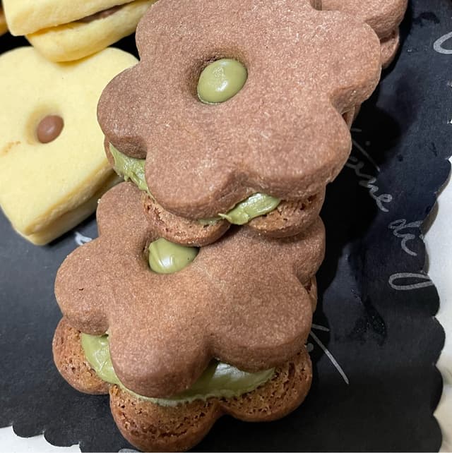 Photo of the dish “Frollini farciti al pistacchio”