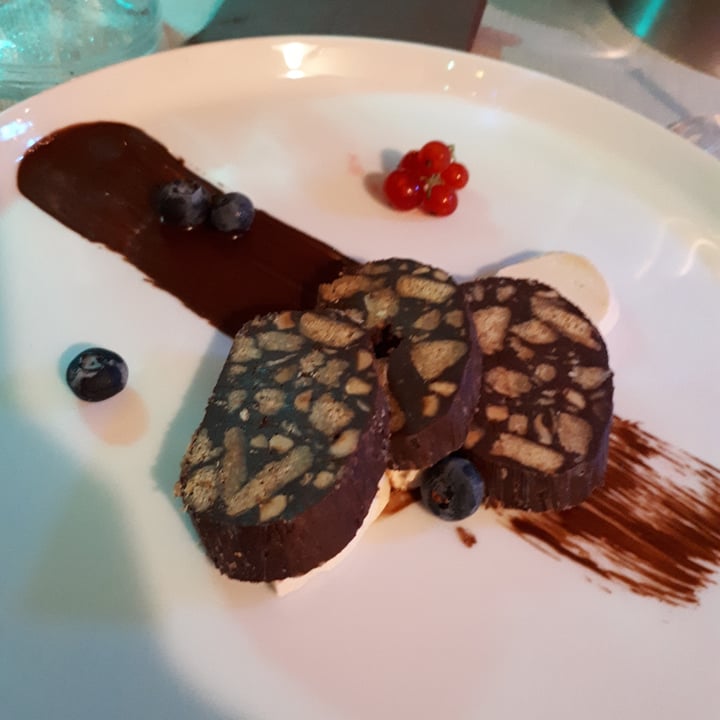 photo of La Cantina Vineria con Cucina Salame Al Cioccolato shared by @valentinacanepa on  04 Jul 2022 - review