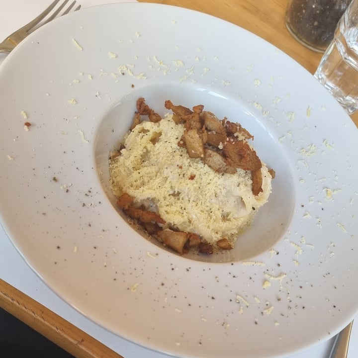 photo of Nativa Ristorante Spaghettoni alla gricia shared by @elegrd on  20 Nov 2022 - review