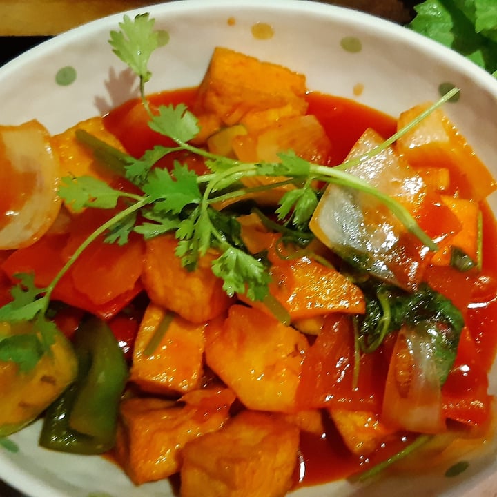 photo of Pi Vegetarian Saigon Stir-fried tofu with sweet and sour sauce shared by @floriance on  11 Oct 2020 - review