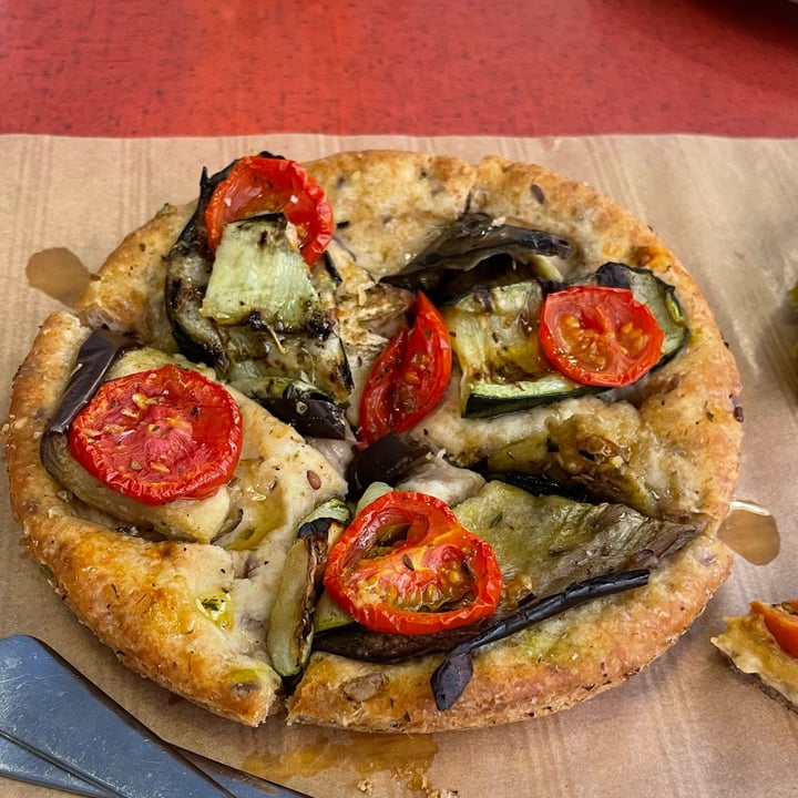 photo of Fram Cafè Bistrot Bio Veg Pizzetta Con Verdure shared by @pollyberlin on  02 Jul 2022 - review