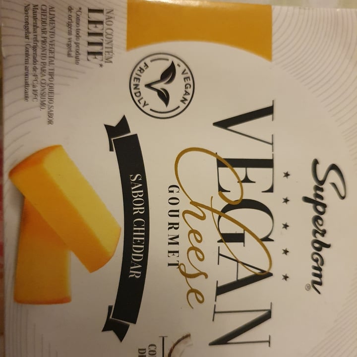 photo of Superbom Queijo Cheddar shared by @ida1904 on  17 Apr 2022 - review
