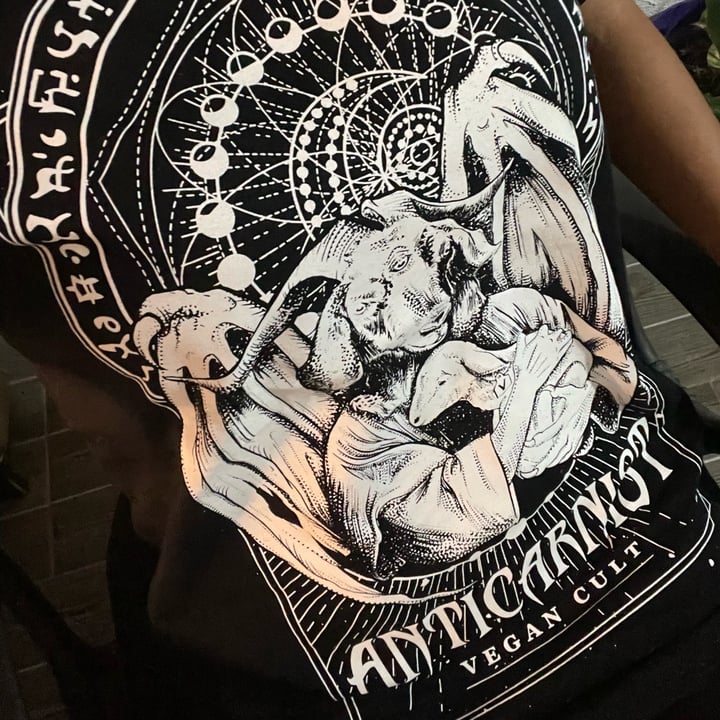 photo of Anticarnist t-shirt anticarnist vegan cult shared by @michellemurci on  18 Sep 2022 - review