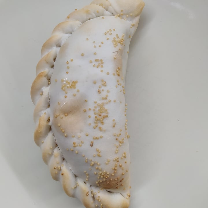 review photo of La veganatta Empanada criolla shared by @nurita on 13 Feb 2021 - review