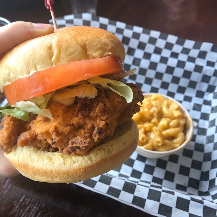 photo of The Southern V Chik'n Sandwich shared by @camillet13 on  01 Apr 2020 - review