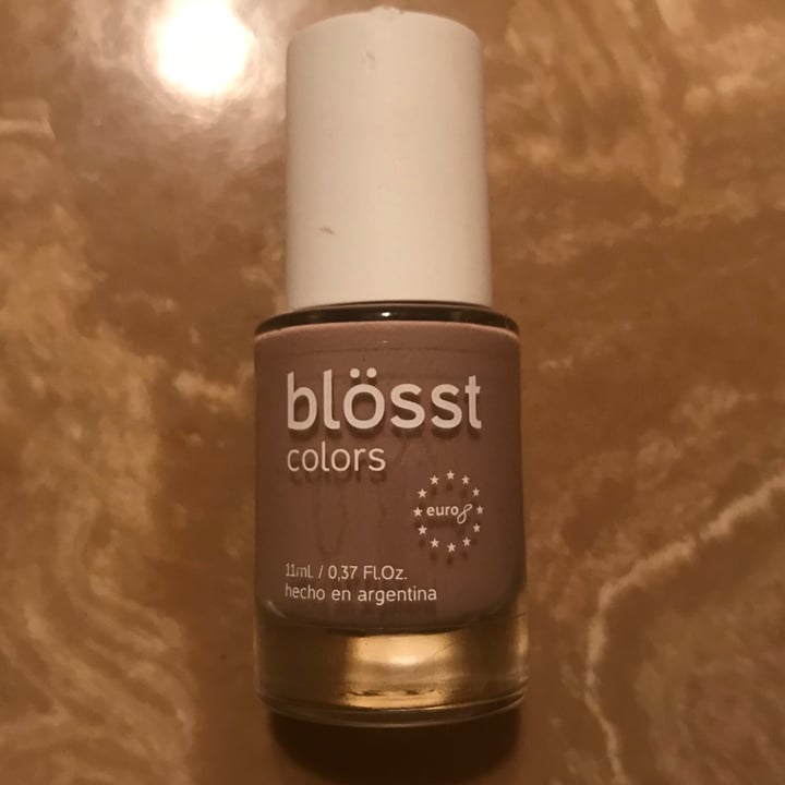 photo of blösst Blosst esmalte color Almendra shared by @newromantic on  03 Mar 2021 - review