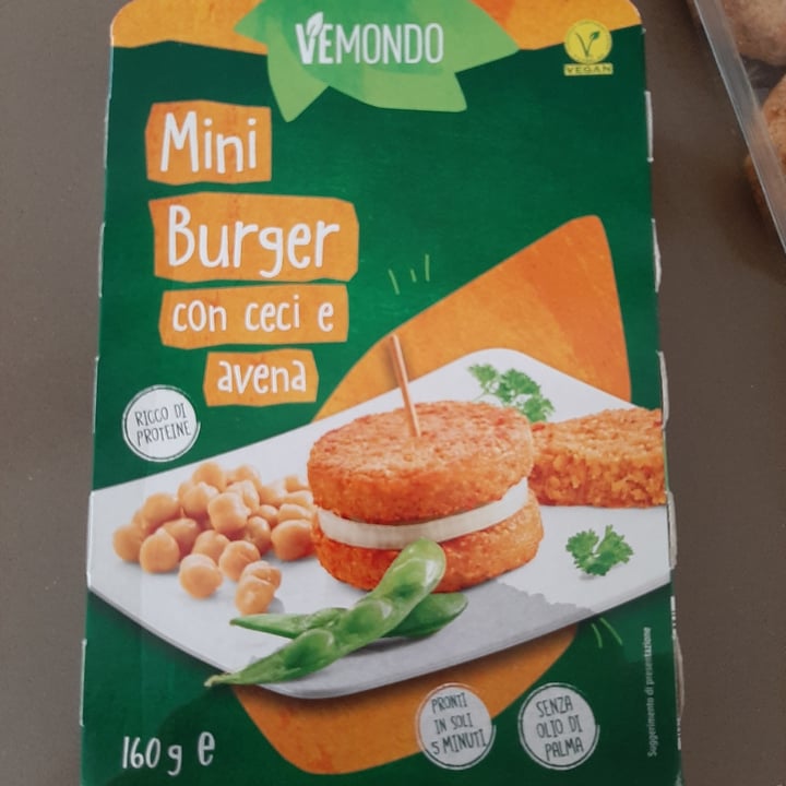 photo of Vemondo mini burger avena e ceci shared by @poirot on  29 Jun 2022 - review