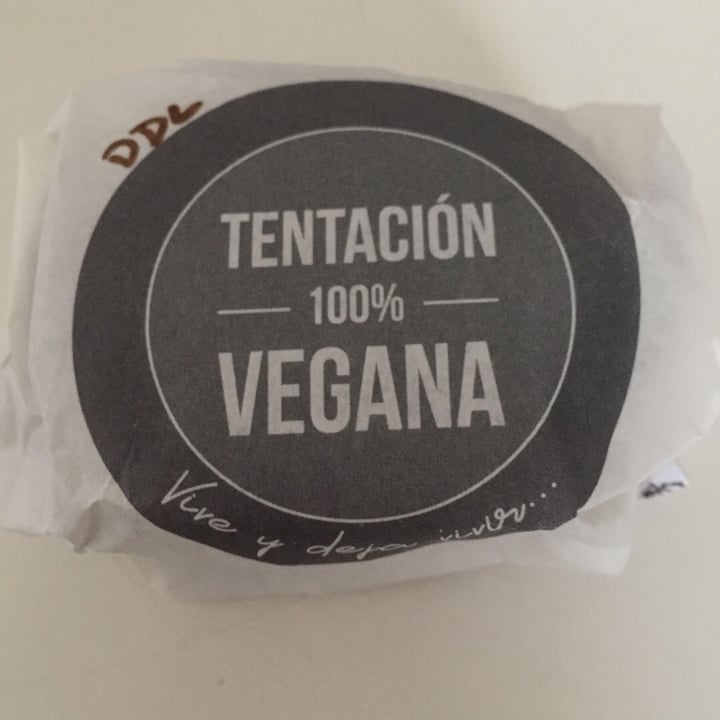 review photo of Tentación vegana Alfajor de Dulce de Leche de Coco shared by @florenciaveg on 08 Aug 2019 - review