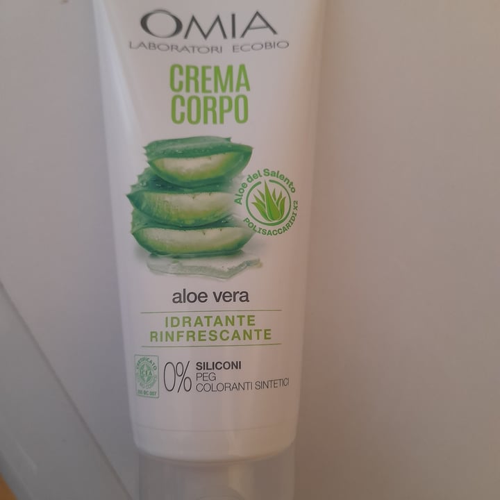 photo of Omia Laboratoires Crema Corpo All'aloe Vera shared by @cla200977 on  01 May 2022 - review