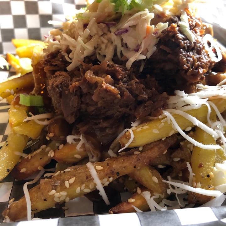 photo of Boon Burger Cafe Pulled-Jack Poutine shared by @tiascaz on  05 Sep 2021 - review