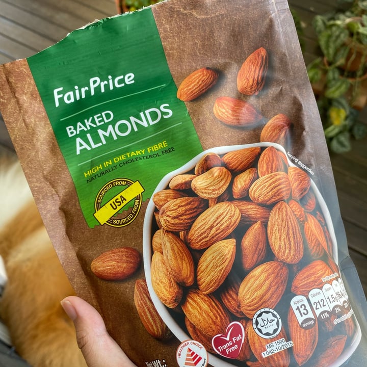 photo of HongTu Baked almonds shared by @lauwrwa on  19 Mar 2022 - review
