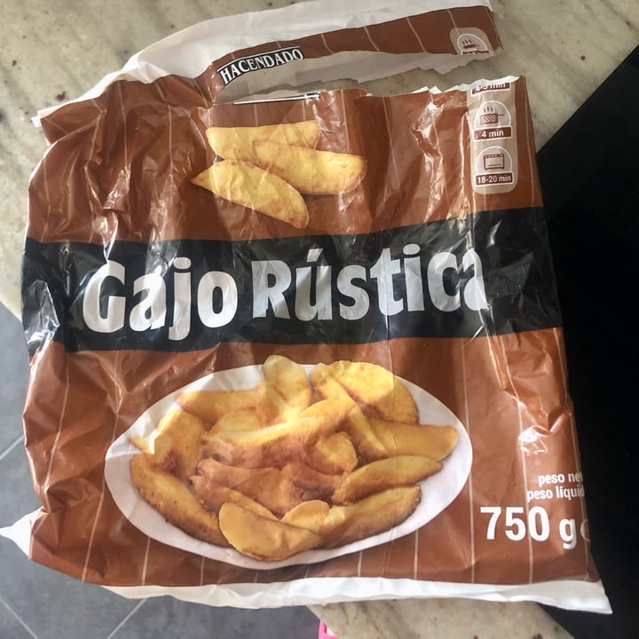 review photo of Hacendado Patatas Gajo Rústicas shared by @vegannoe on 18 Aug 2022 - review