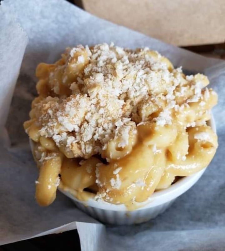 photo of Dharma Fine Vittles Garlic Macaroni and Cheese shared by @aarlover20 on  27 Nov 2019 - review